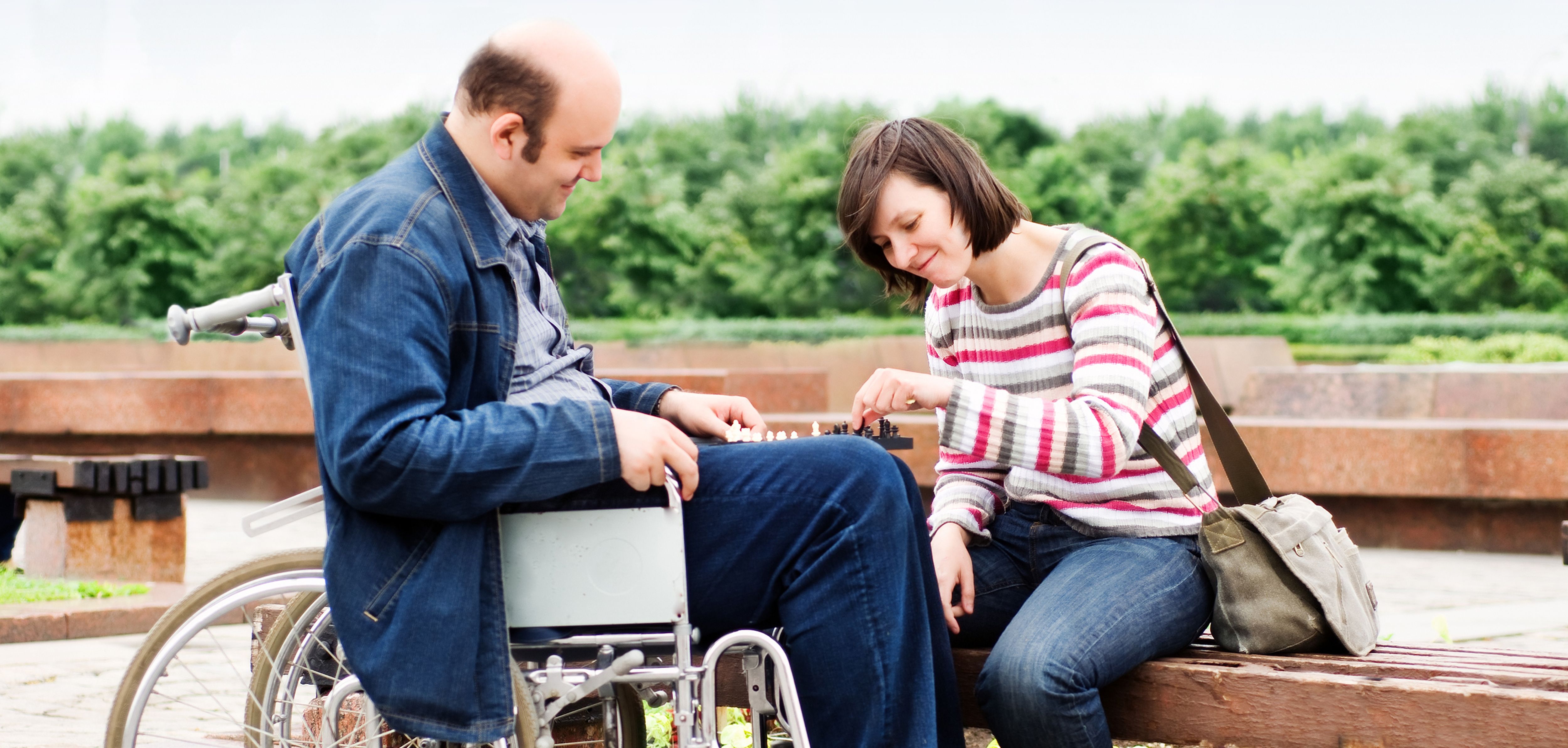 Уход за супругом инвалидом. Инвалид. Инвалид и здоровый человек. Помощь людям с ограниченными возможностями. Общение с инвалидами.